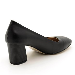 Costo shoesAbiye ve Topuklu Modellerimiz2018 Siyah Büyük Numara Kadın Ayakkabı