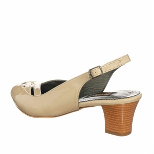 Costo shoesAbiye ve Topuklu ModellerimizKDR2300 BEJ Rugan Yazlık Büyük Numara Klasik Gündelik Kadın Ayakkabısı 