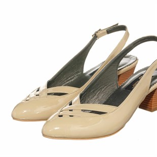 Costo shoesAbiye ve Topuklu ModellerimizKDR2300 BEJ Rugan Yazlık Büyük Numara Klasik Gündelik Kadın Ayakkabısı 