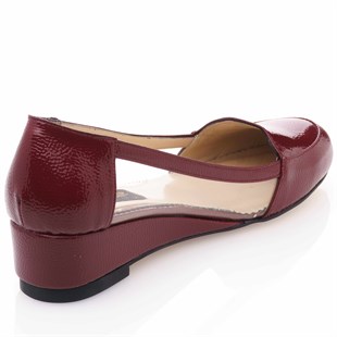 iriadamGündelik ve Rahat Modeller17309 Bordo Transparan Büyük Numara Gündelik Kadın Ayakkabısı