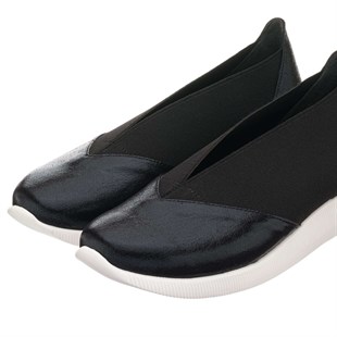 Costo shoesGündelik ve Rahat Modeller41-42-43-44 Numaralarda A1357 Siyah Sıvama Lastikşik Ortopedik Rahat Taban Günlü Büyük Numara Kadın Ayakkabı