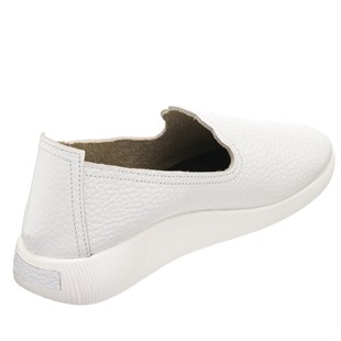 Costo shoesGündelik ve Rahat Modeller41-42-43-44 Numaralarda N0609 Beyaz Soft Deri Çok Hafif Yumuşak Ortopedik Taban Büyük Numara Kadın Ayakkabı
