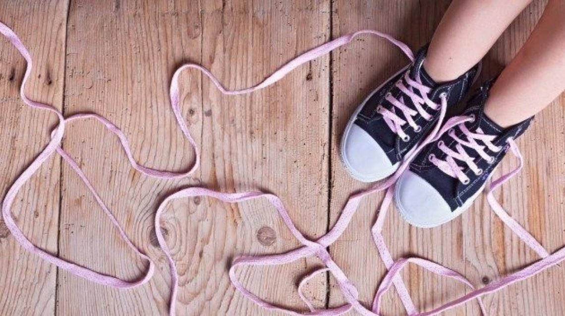 Tips for Teaching Your Kids to Tie Shoes