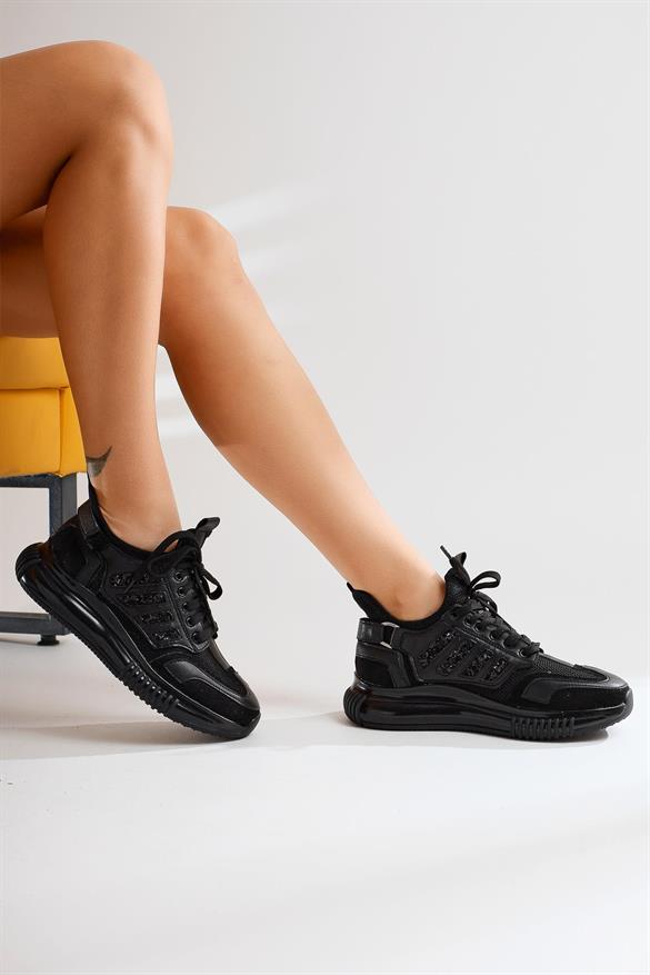 Helvy Siyah Taşlı Sneakers Spor Ayakkabı