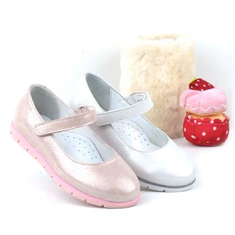 Babettes and Flat Shoes For Kids