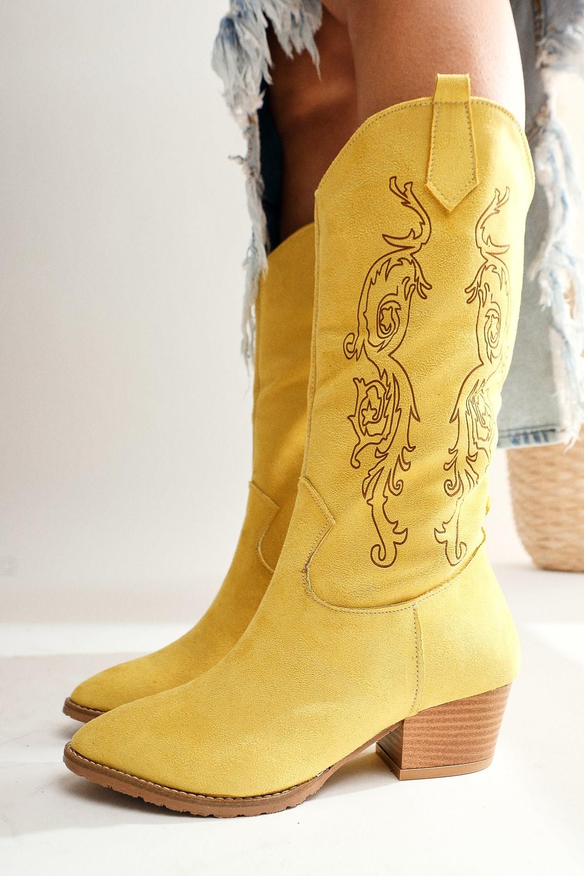 Sarı Süet İşlemeli Western Kadın Çizme