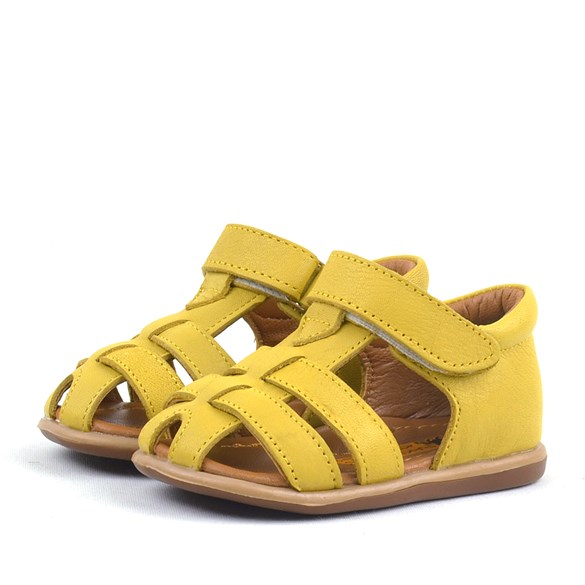 Rakerplus Hakiki Deri Sarı Cırtlı Bebek Sandalet