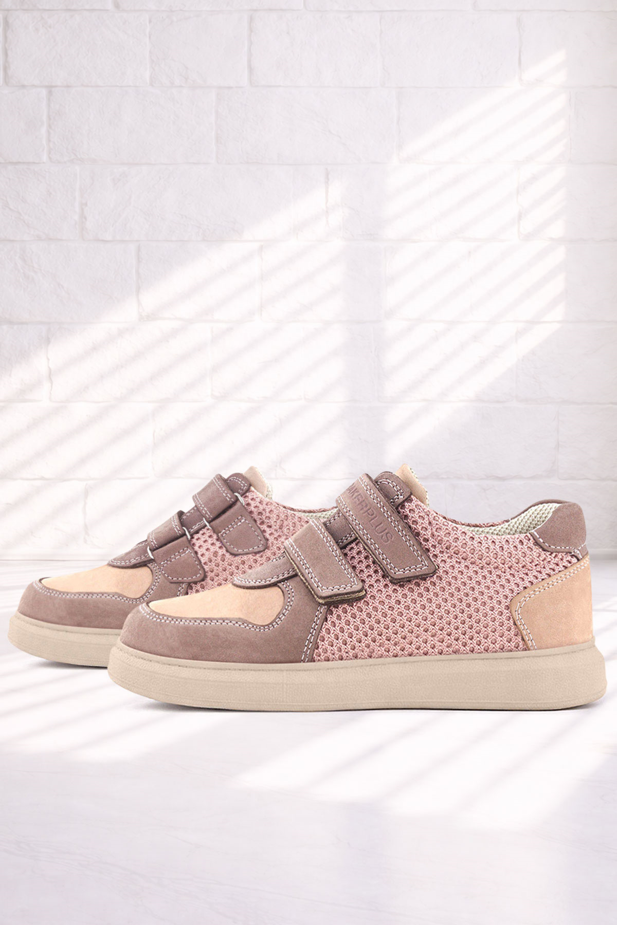 Rakerplus Hakiki Deri Pudra Cırtlı Hafif Tabanlı Kız Çocuk Spor Ayakkabı