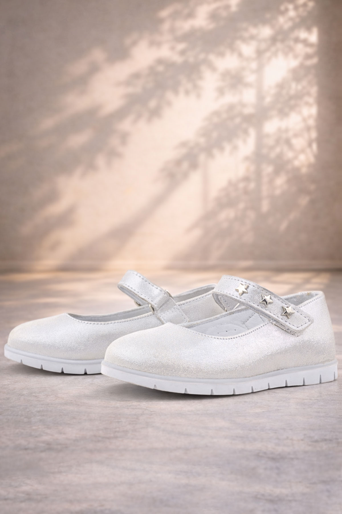 Rakerplus Hakiki Deri Gümüş Yıldızlı Cırtlı Kız Çocuk Babet