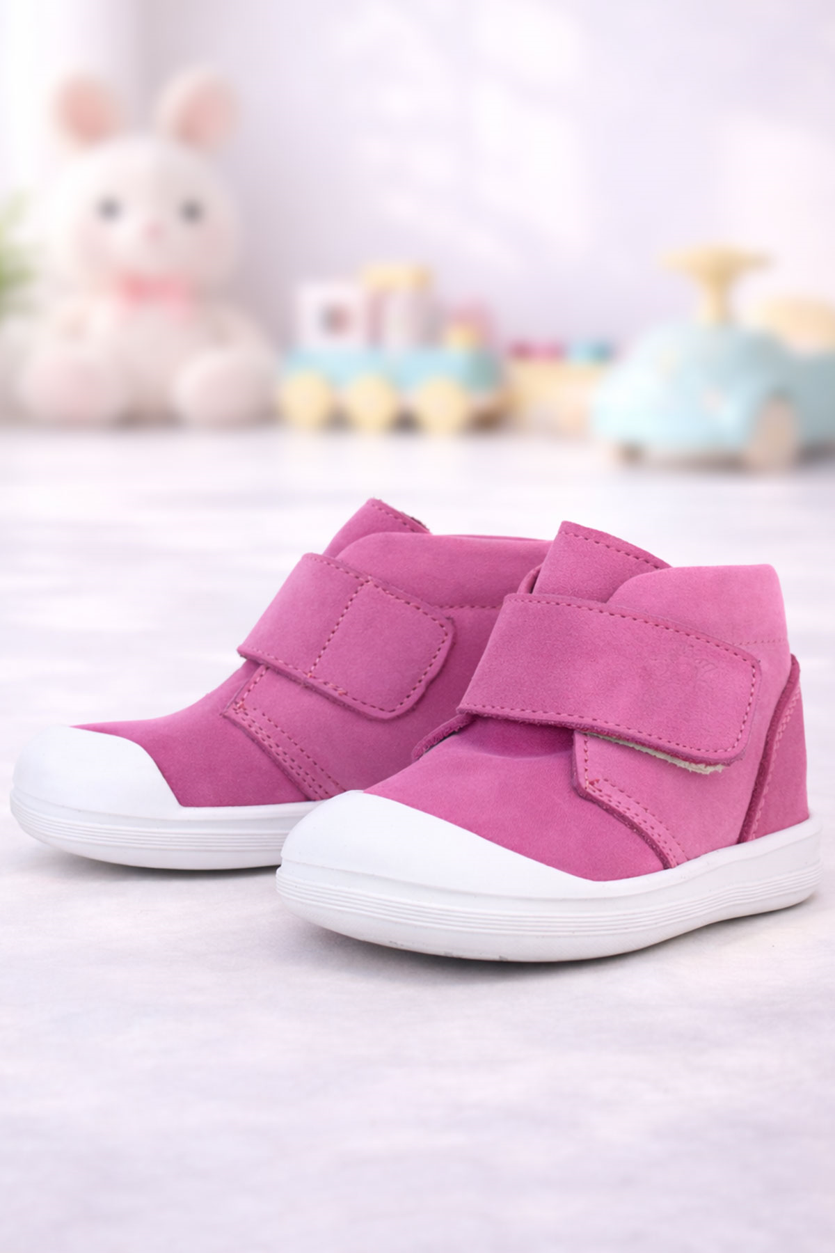Rakerplus Yoohoo Hakiki Deri Pembe Beyaz Cırtlı Kız Bebek Bot