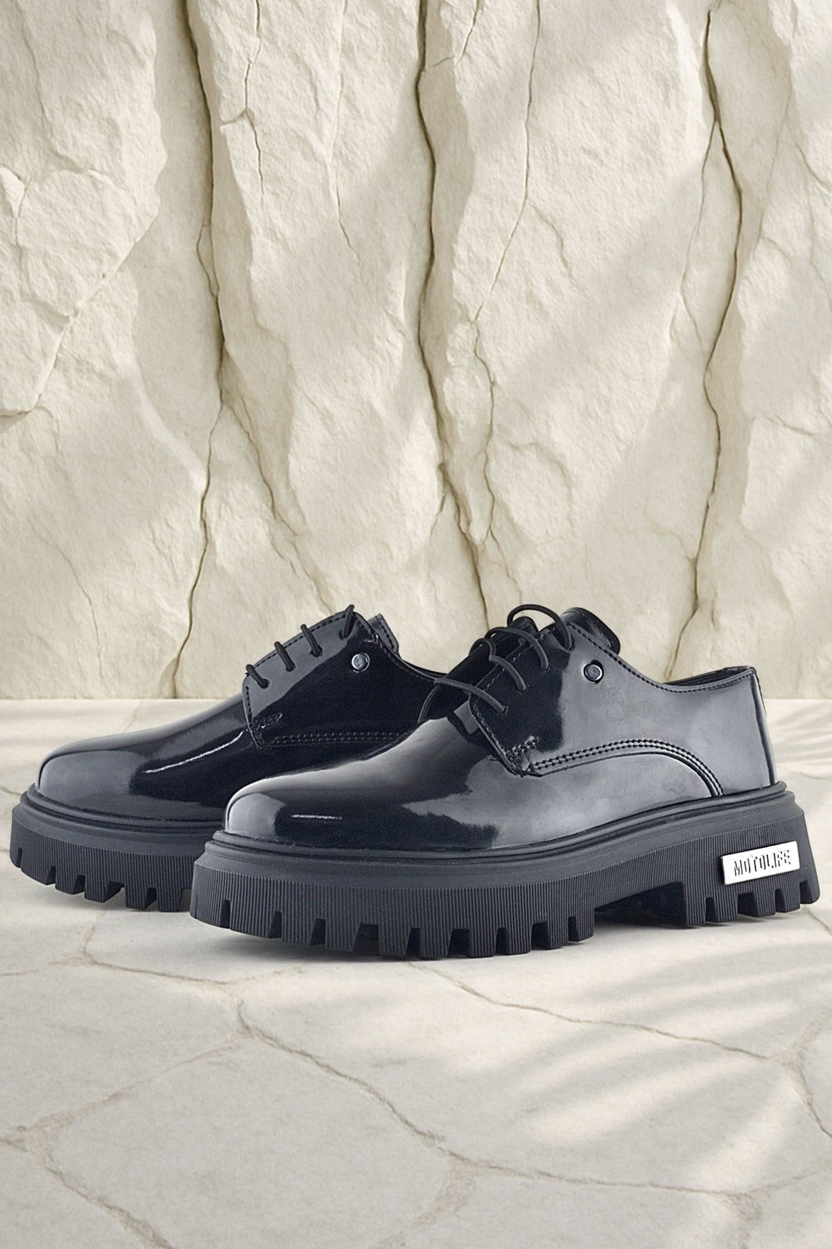 Rakerplus Siyah Rugan Bağcıklı Oxford Metal Detaylı Günlük Ayakkabı