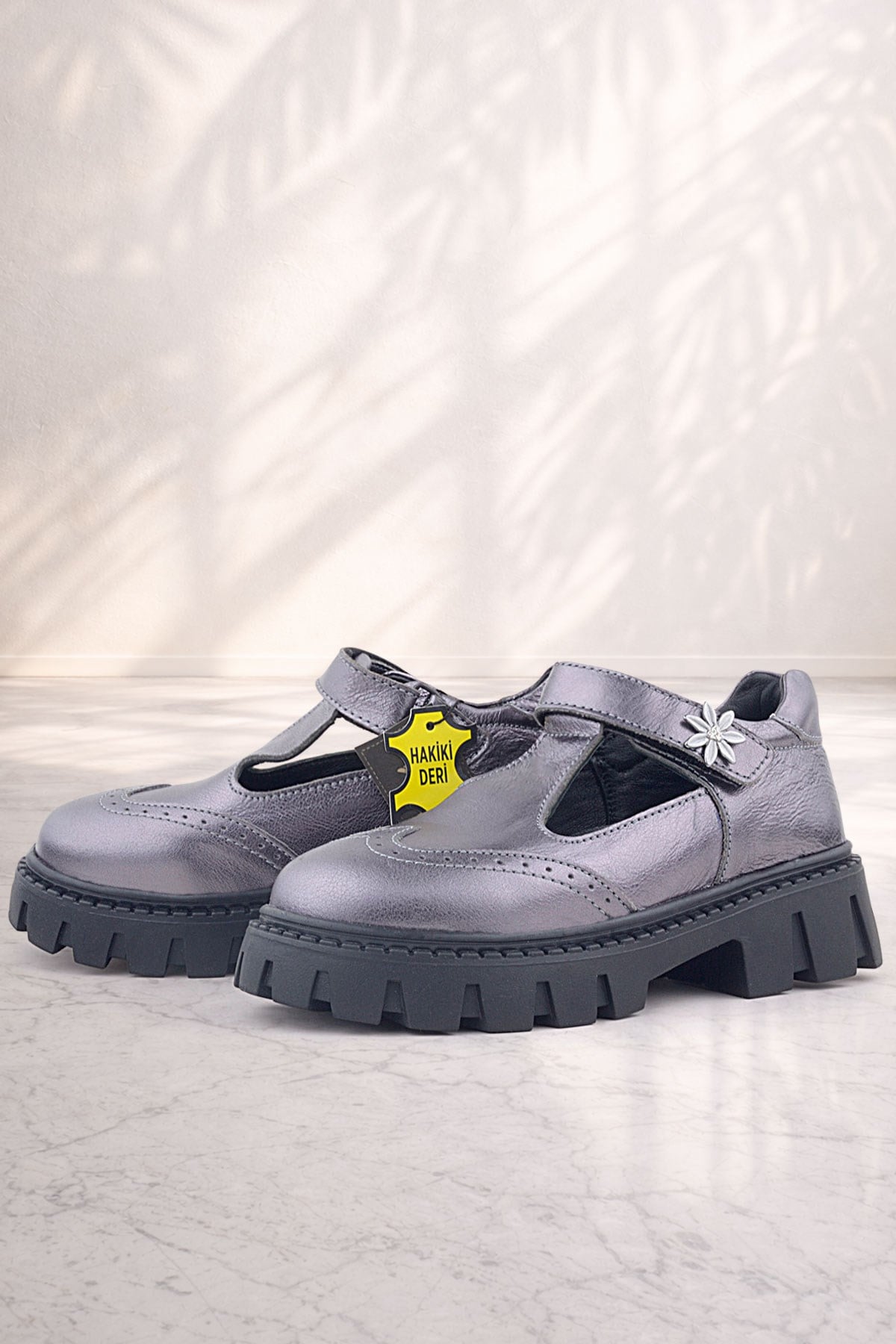 Rakerplus Hakiki Deri Platin Çiçek Detaylı Cırtlı Kız Çocuk Okul Ayakkabı