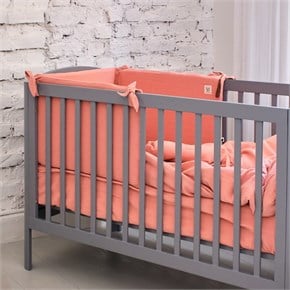 Bebek Yatağı Kenar Koruma Müslin Kısa Coral Yavruağızı 60 x 120 cm