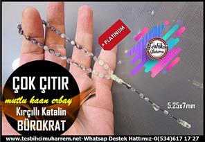 Maskot, Bileklik ve Bürokrat TespihlerTM14108Mutlu Kaan Erbay Usta İmzalı Bürokrat Katalin Tesbih – Bilek Boy, Tricolor Kırçıllı Özel Tasarım, Çok Çıtır Model TespihMutlu Kaan Erbay Usta imzalı Tespih Bürokrat Katalin I Bilek Boy Tricolor Kırçıllı, Çok Çıtır Tesbih