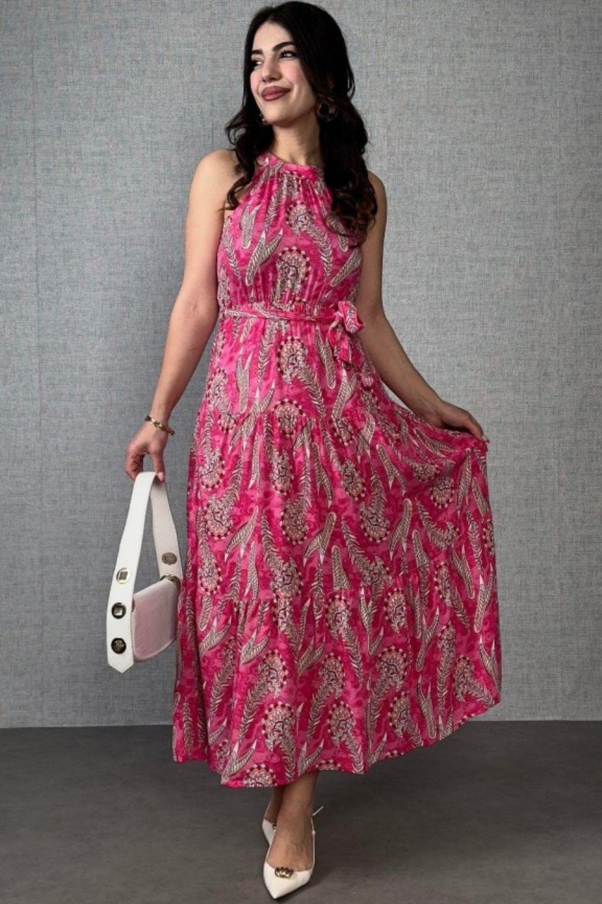 Bel Bağlamalı  Desenli Kolsuz Uzun Elbise - Pembe