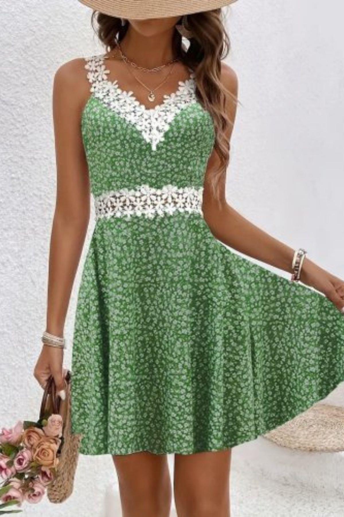 Askılı Çiçek Desenli Dantel Detaylı Elbise - Yeşil