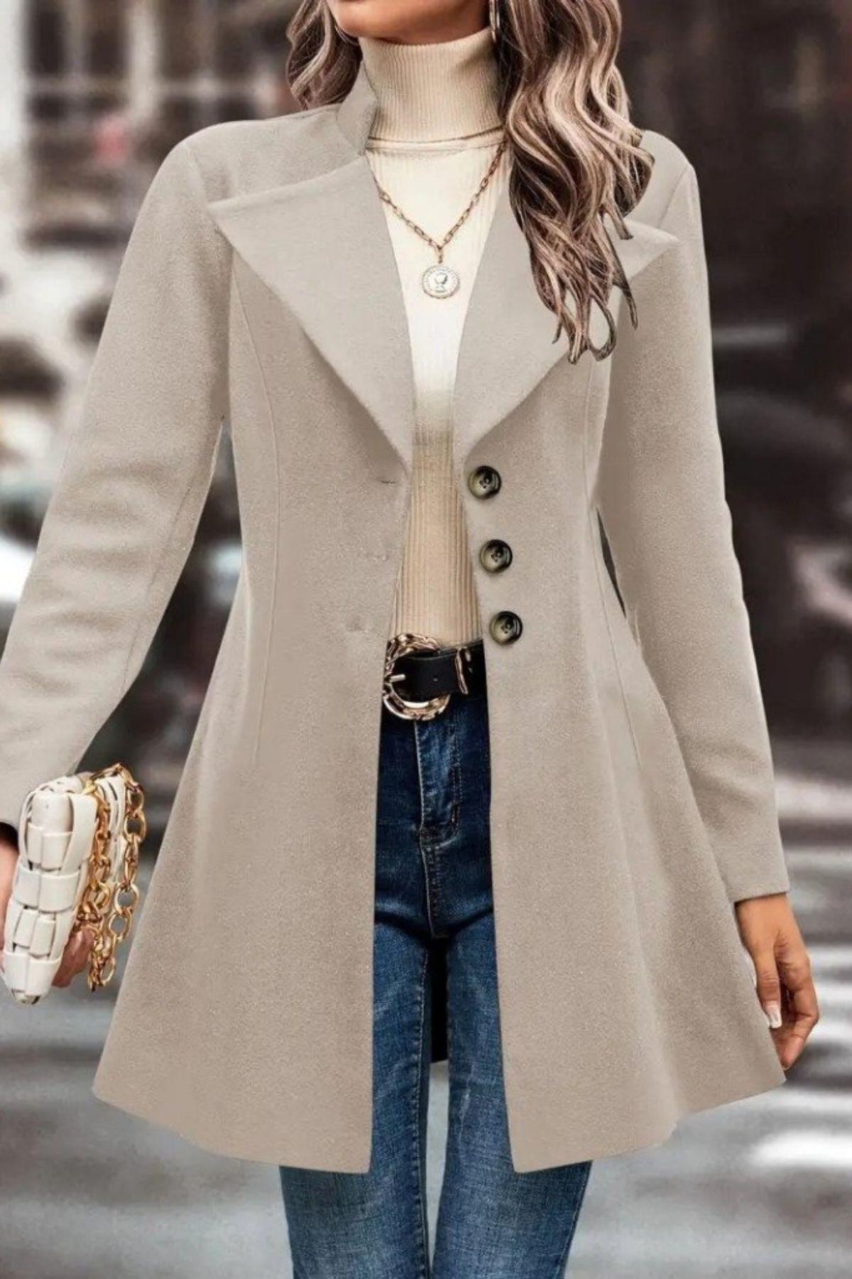 Uzun Kollu Düğmeli Kaşe Kaban - Bej