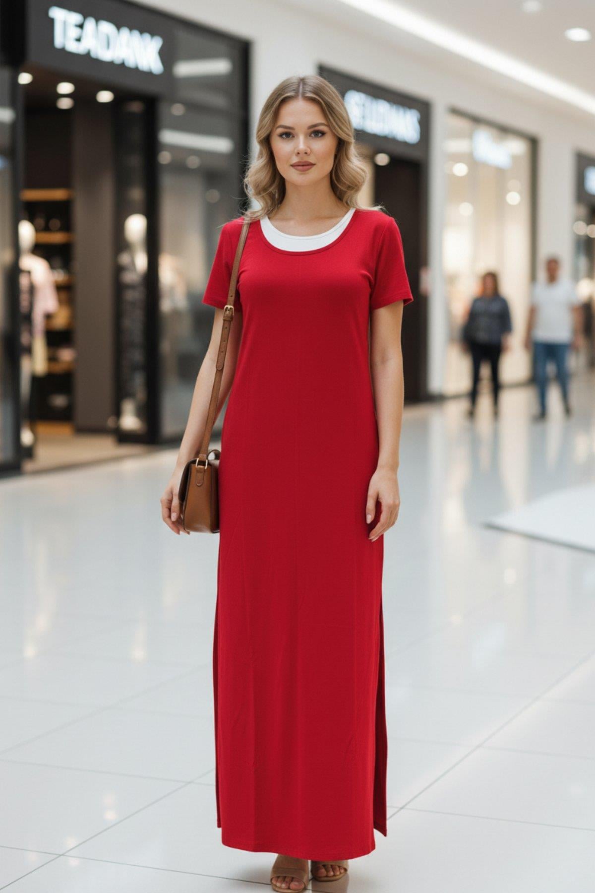 Kısa Kollu Yandan Yırtmaçlı Uzun Viskon Elbise - Kırmızı