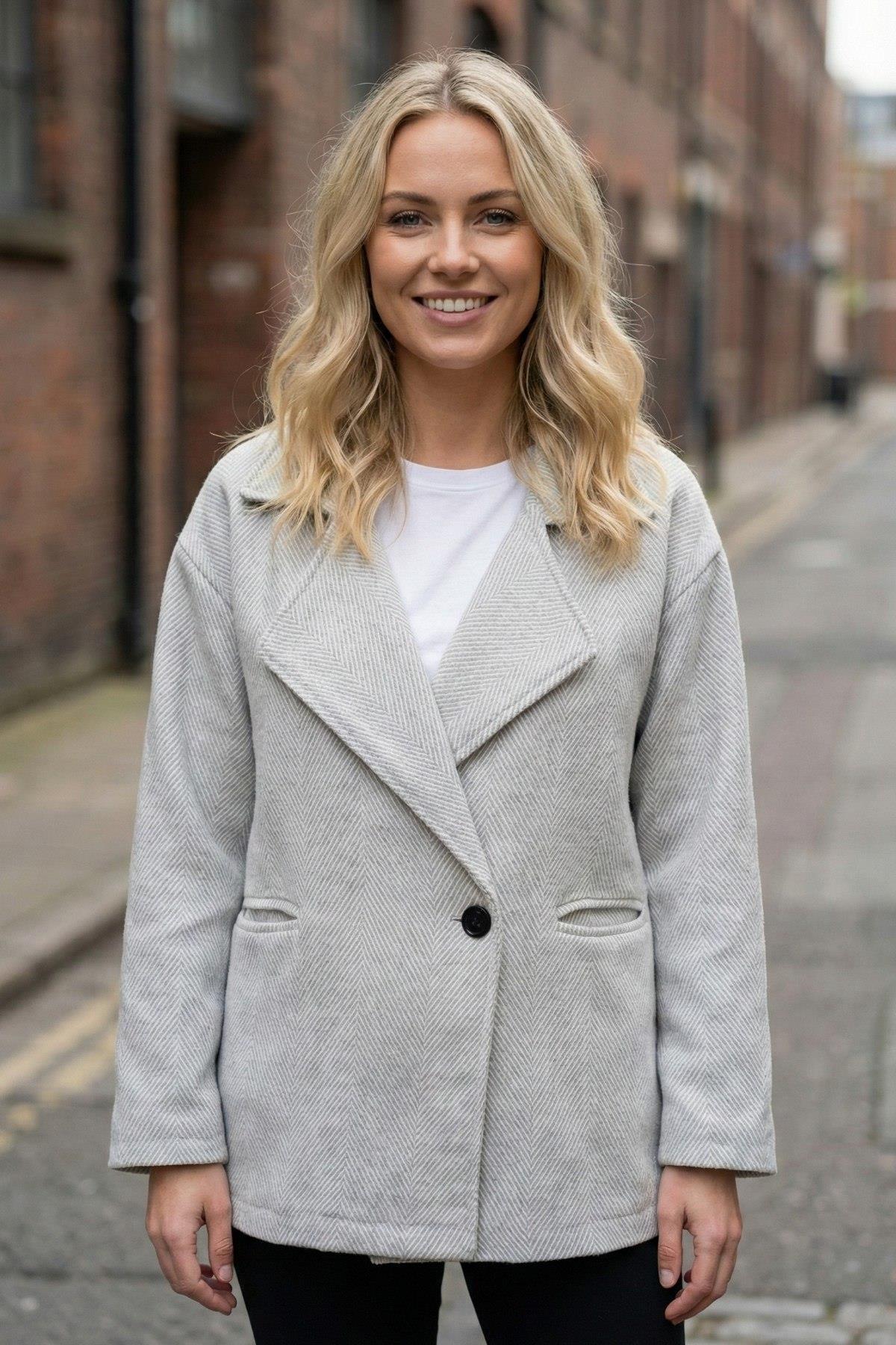 Geniş Yaka Maskülen Kaban  - Gri