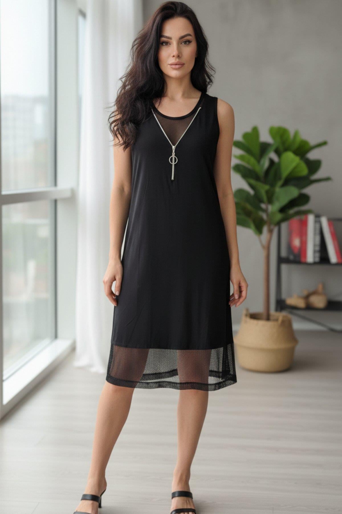 Yuvarlak Yaka Fermuarlı Tül Detaylı Viskon Elbise - Siyah