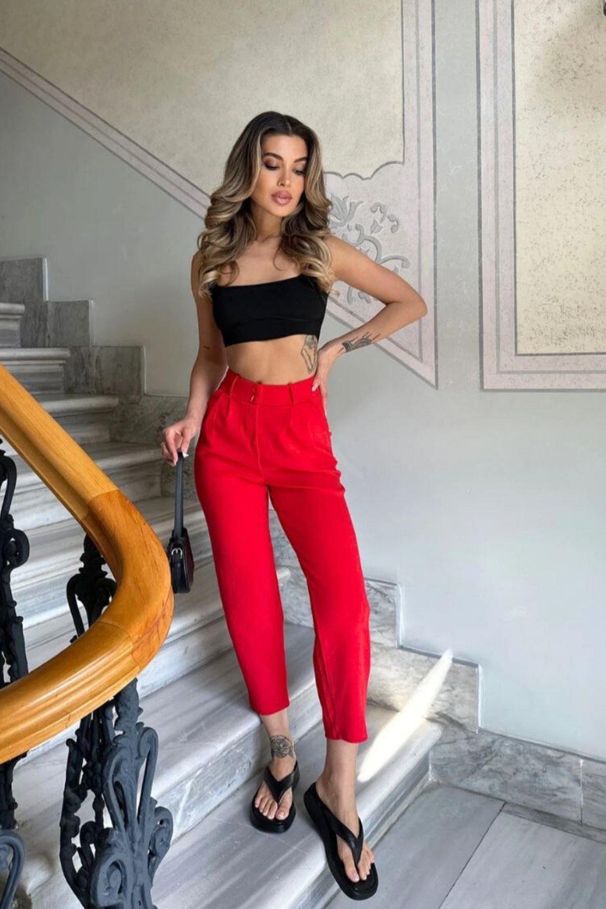 Angelina Pileli Havuç Pantolon Kırmızı