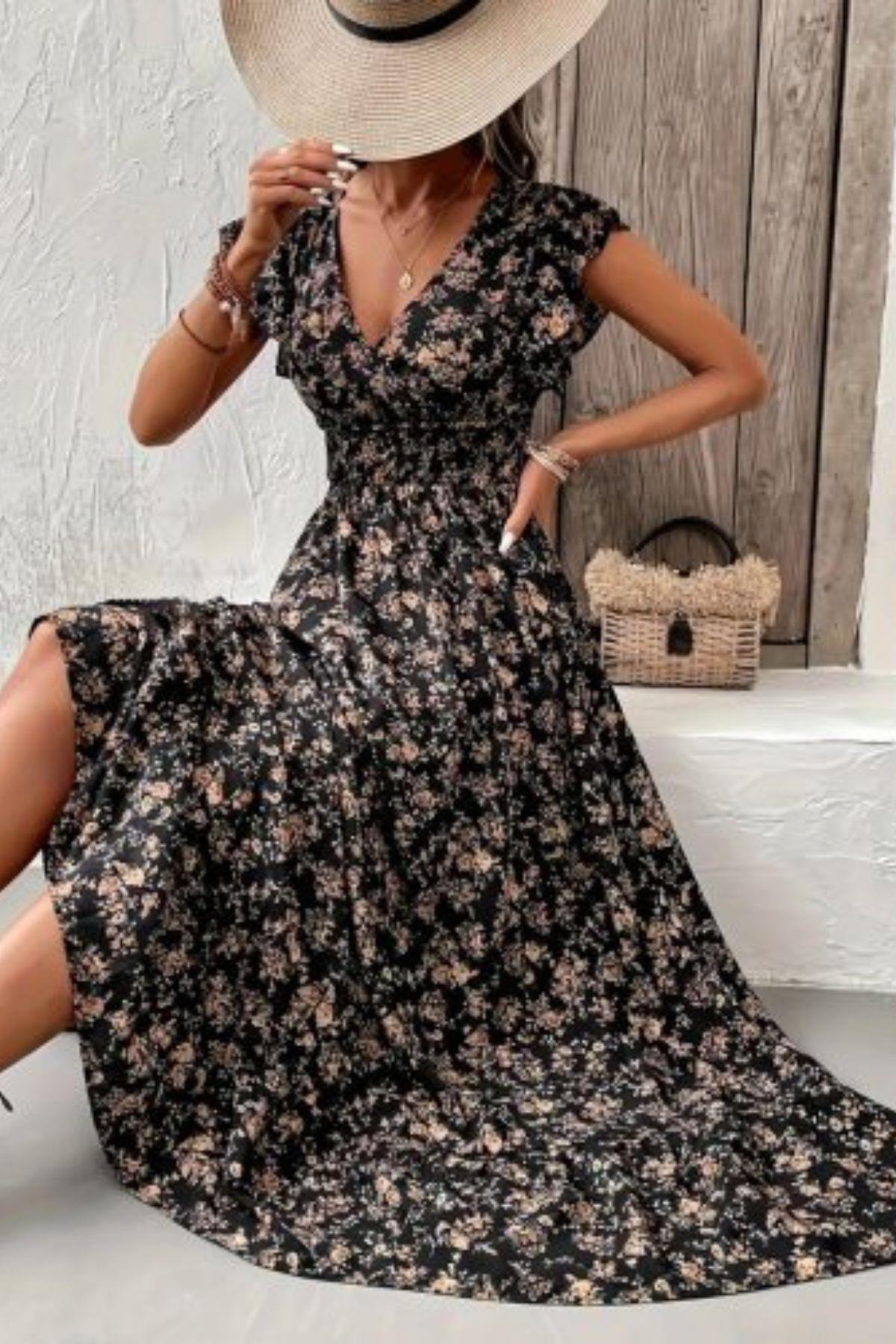 Kruvaze Yaka Beli Lastikli Çiçek Desenli Elbise - Siyah