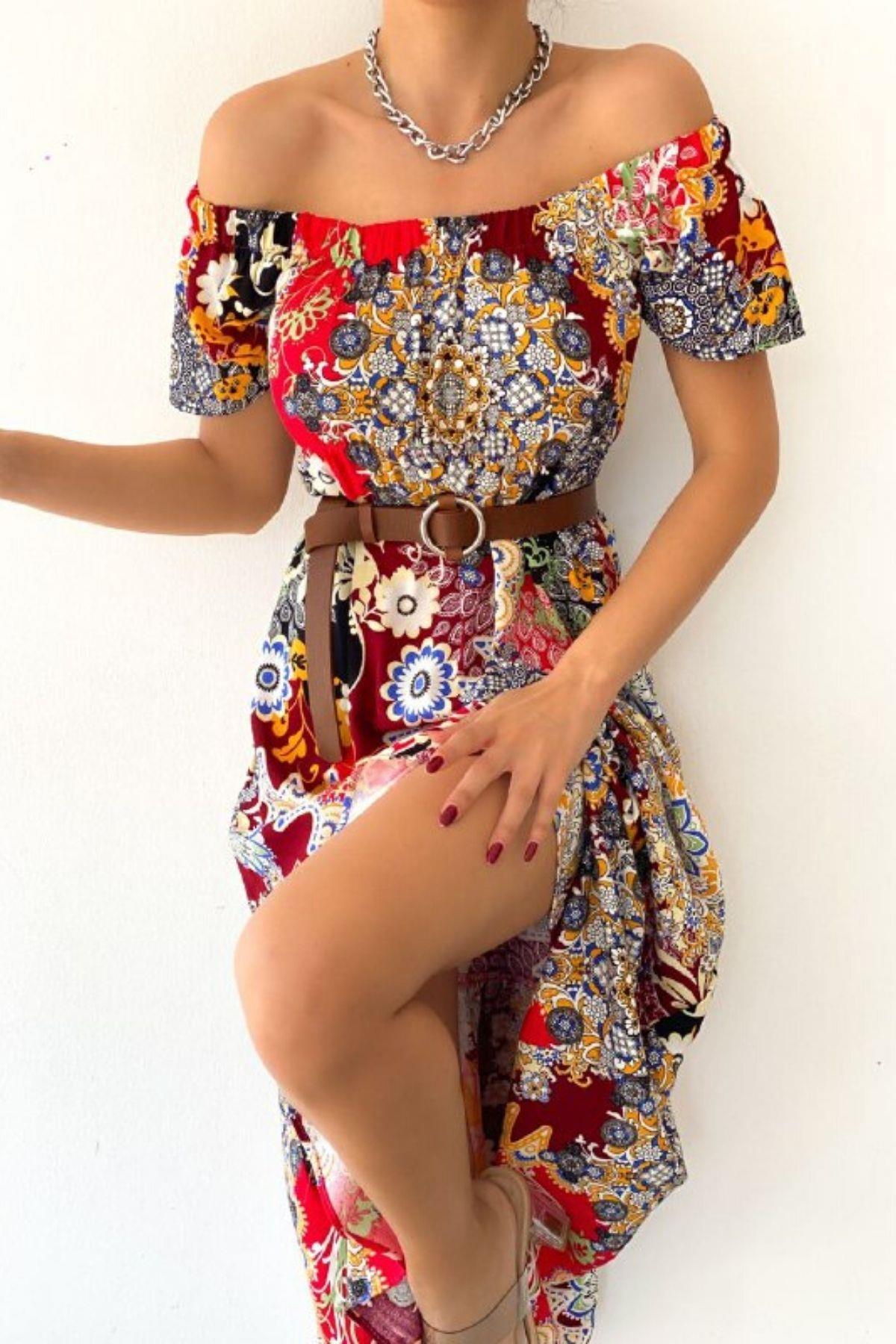 Bel Lastikli Madonna Yaka Elbise Kırmızı