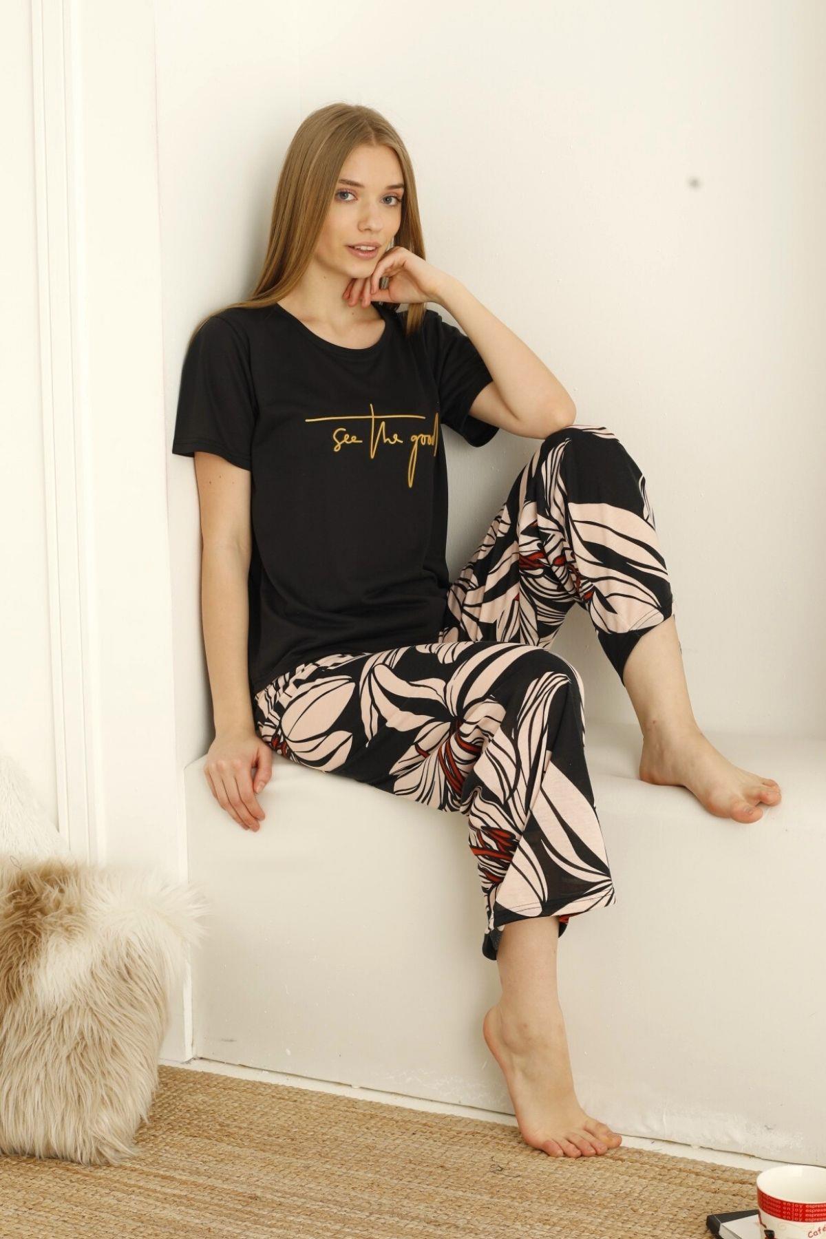 Bol Paça Desenli Kısa Kollu Penye Pijama Takımı