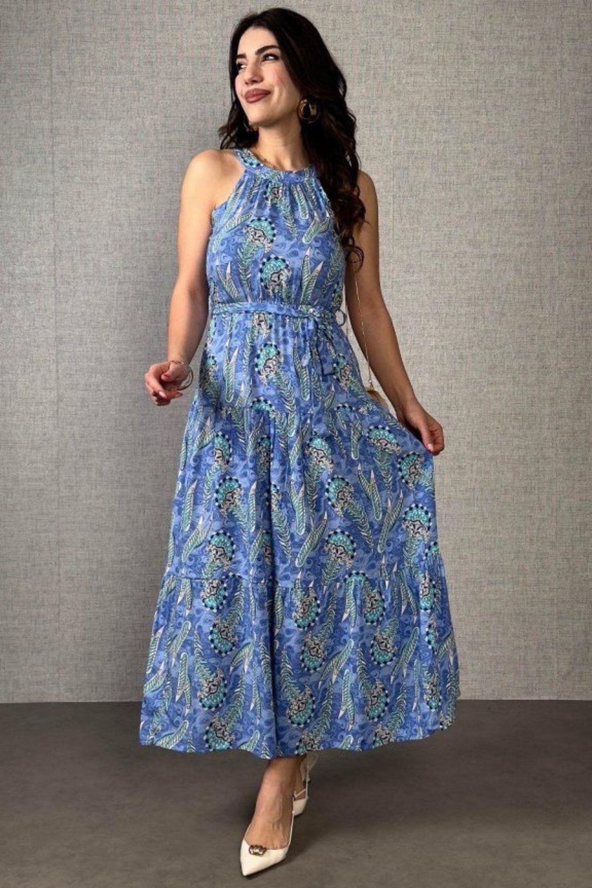 Bel Bağlamalı  Desenli Kolsuz Uzun Elbise - Mavi