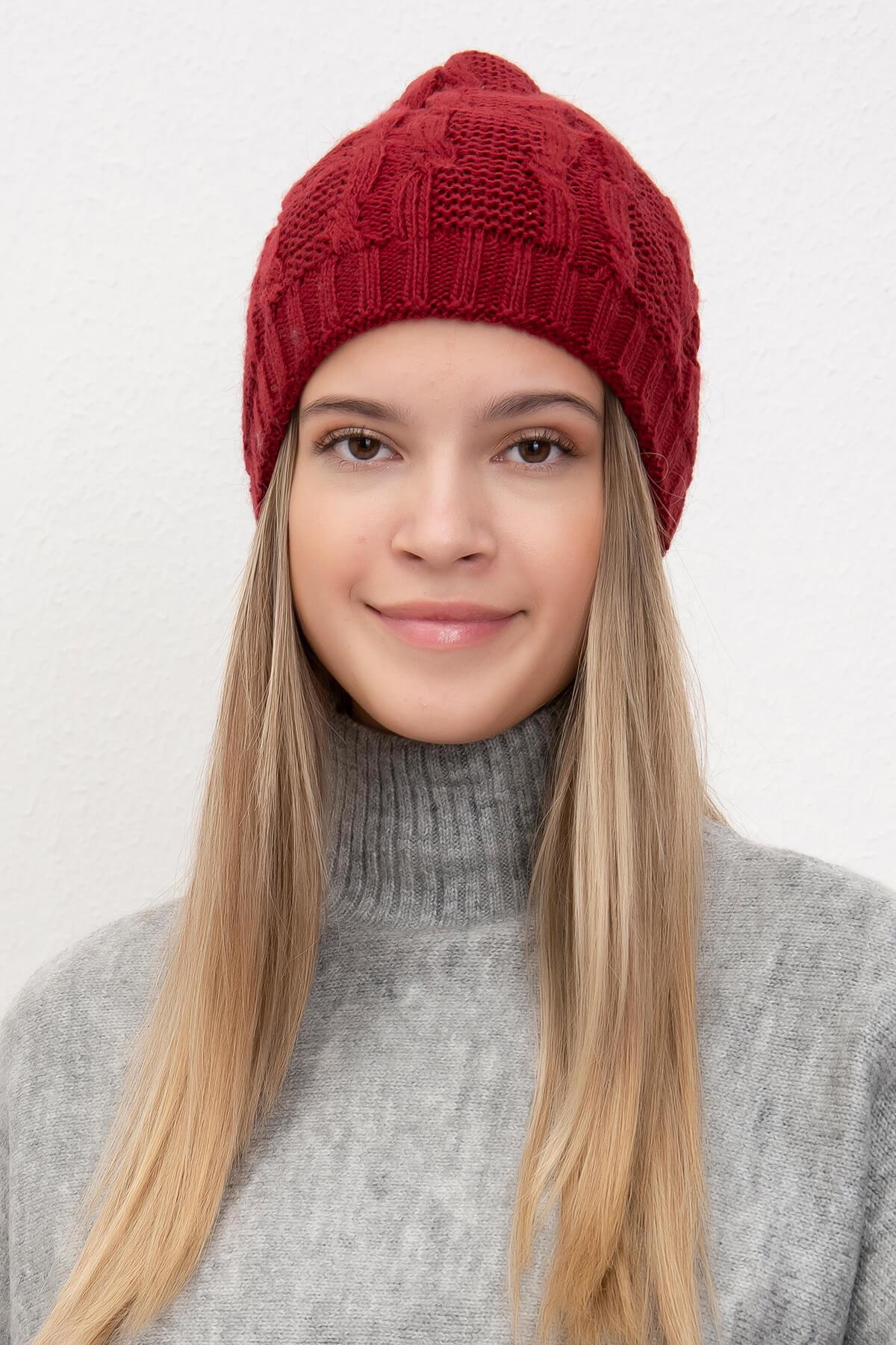 Çift Katlı Kadın Bere Bordo