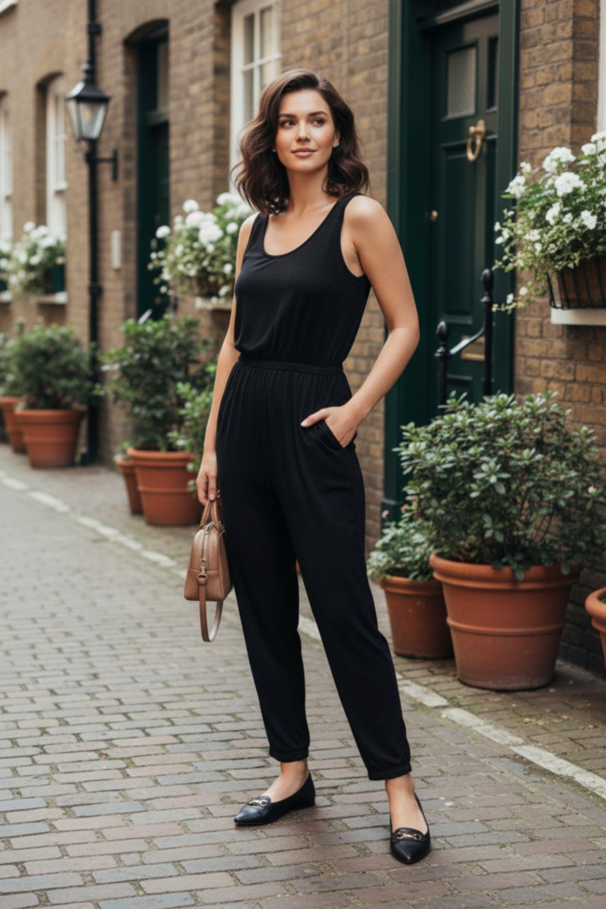 Yuvarlak Yaka Cepli Viskon Tulum - Siyah