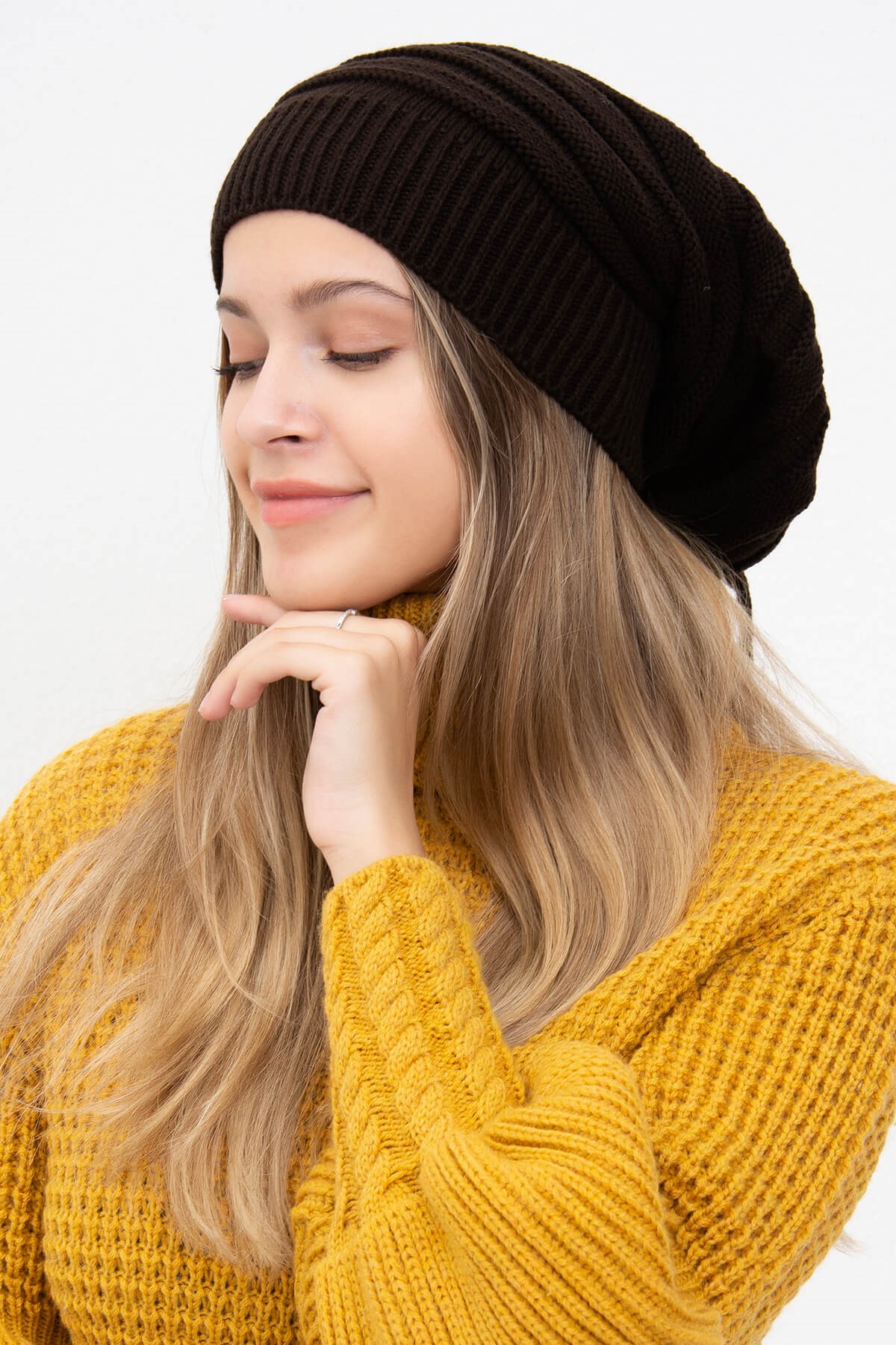 Estelle Unisex Bere