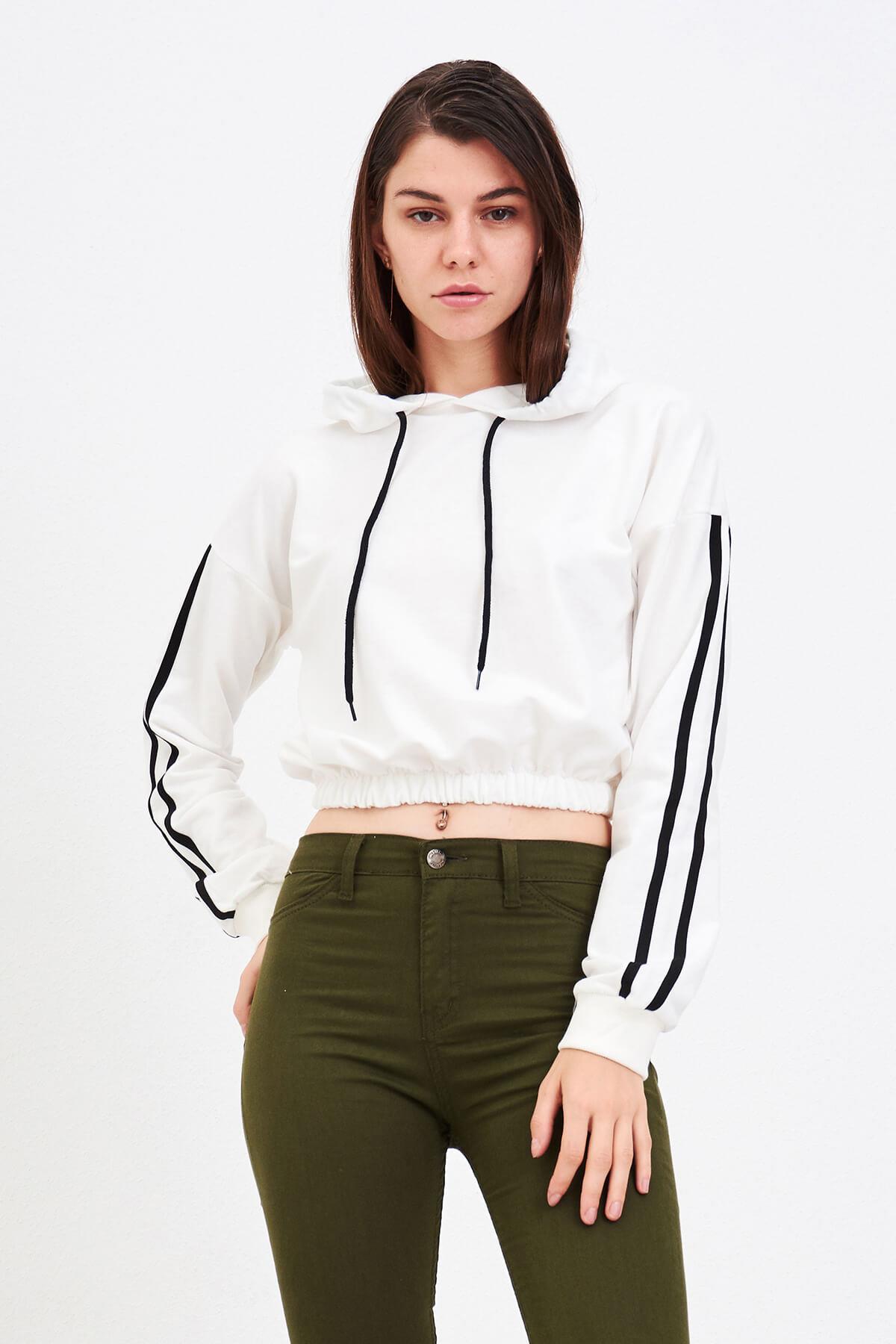 Eteği Lastikli Sweatshirt Beyaz