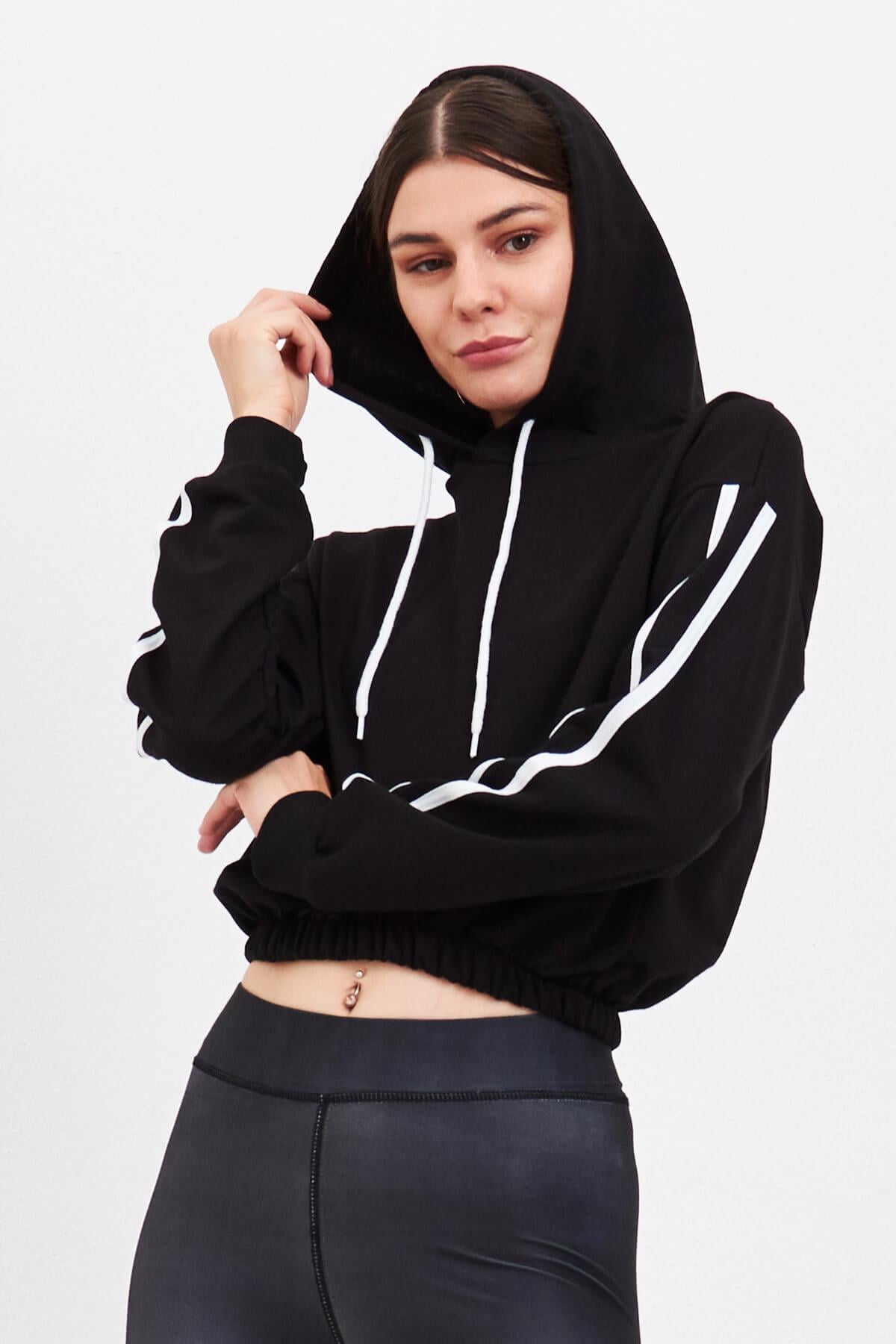 Eteği Lastikli Sweatshirt Siyah