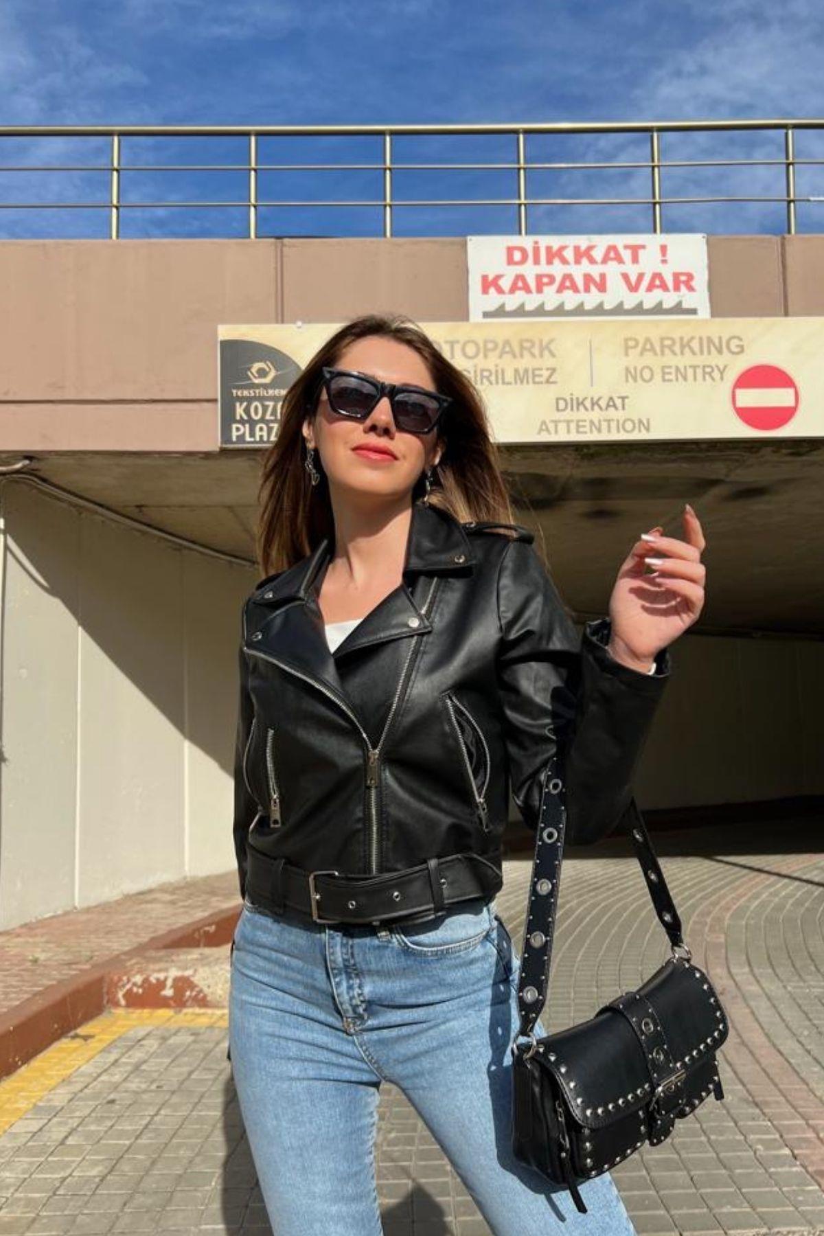Fermuar Detaylı Deri Ceket Siyah