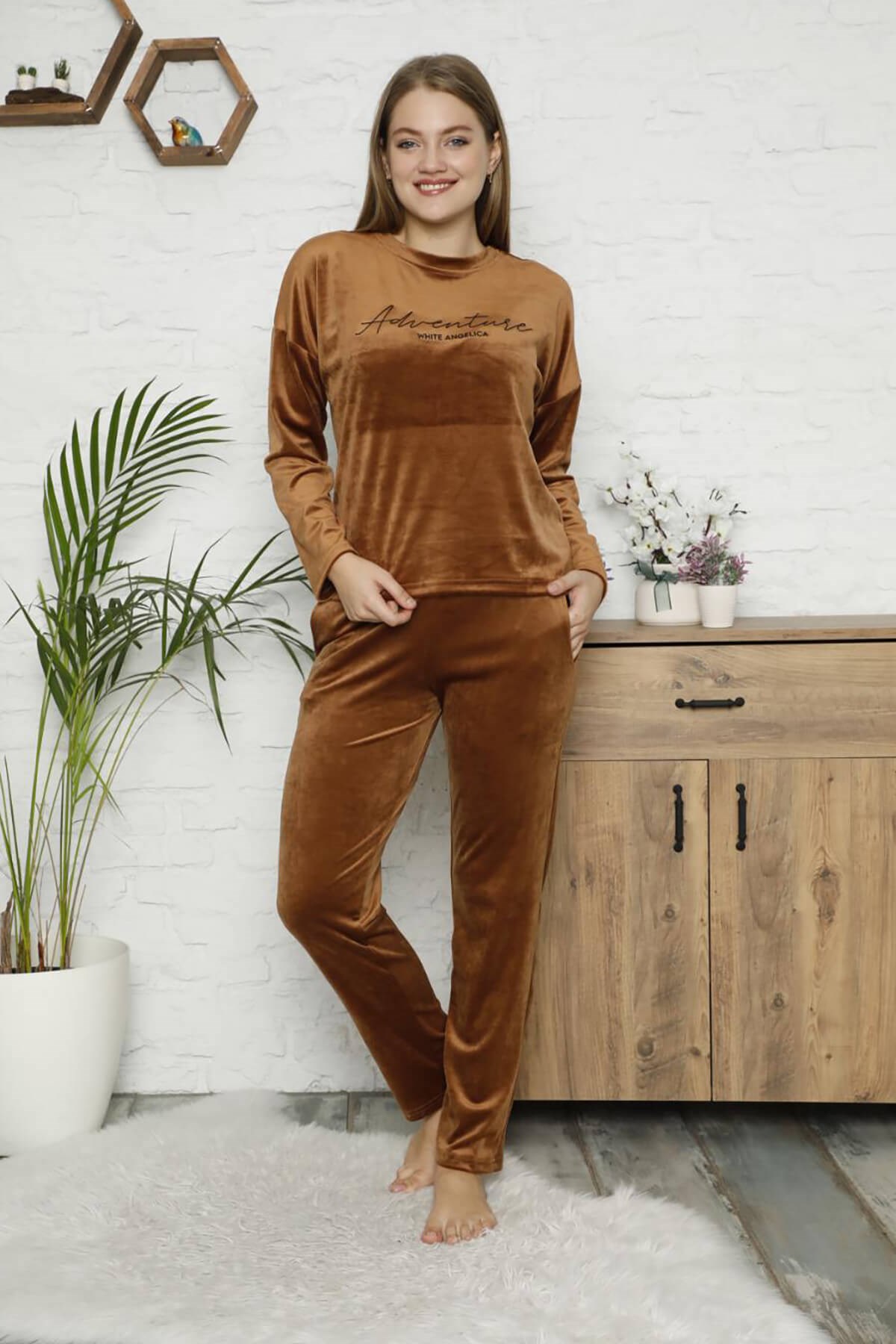 Likralı Kadife Pijama Takımı