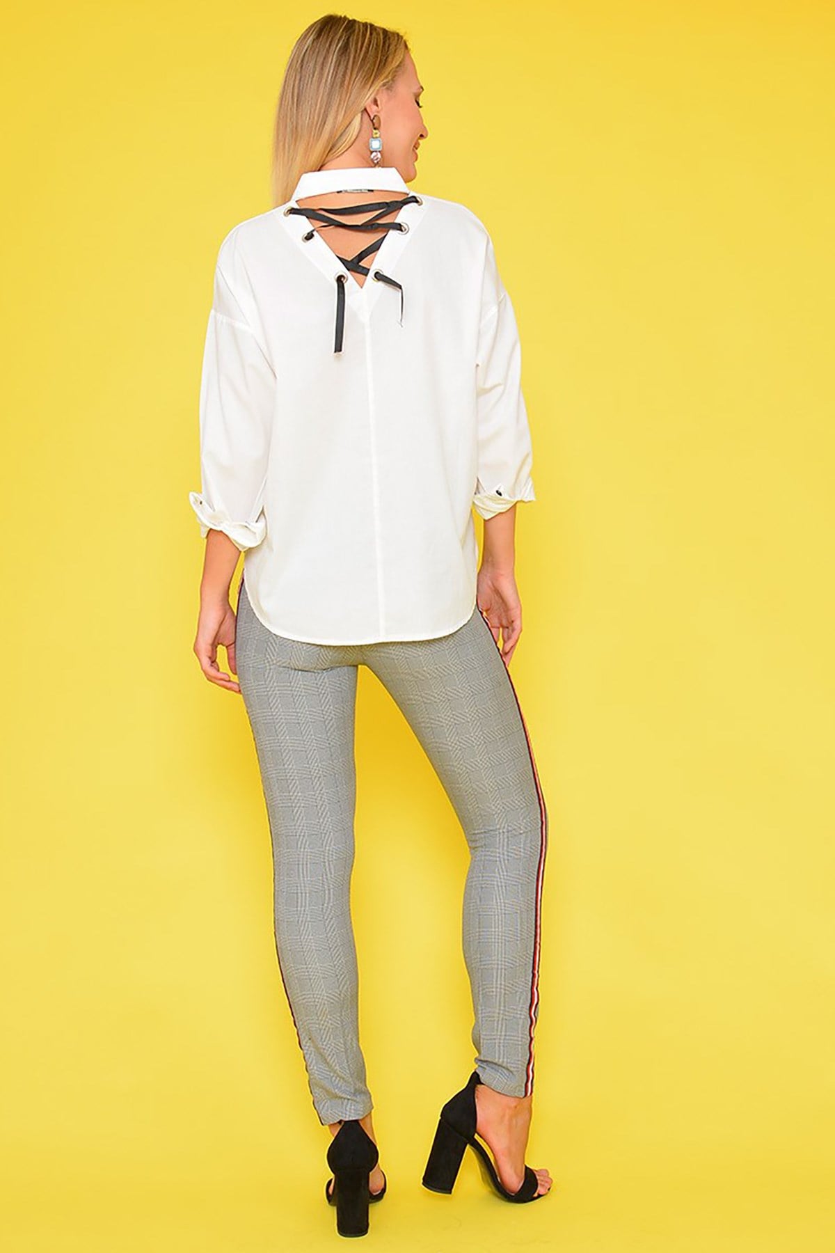 Sırt Detaylı Gömlek