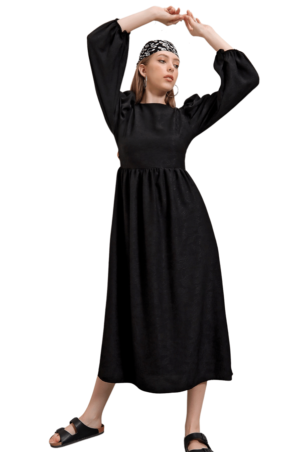 Kadın Siyah Desenli Balon Kol Elbise