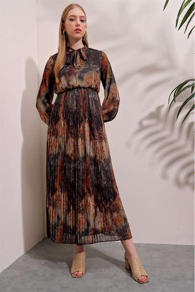 Kadın Haki Eteği Piliseli Desenli Şifon Elbise