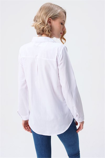 Kadın Beyaz Kol Katlamalı Gömlek