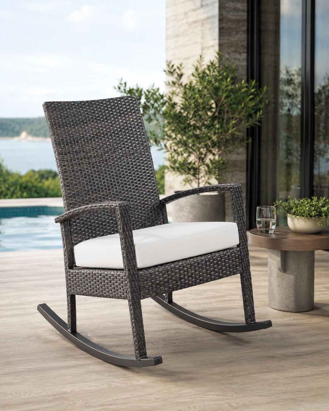 Bahçe MobilyalarıLounge Sallanan Sandalye 1 Kişi Minder/Alüminyum Gövde/Pe Rattan Örgü Detay