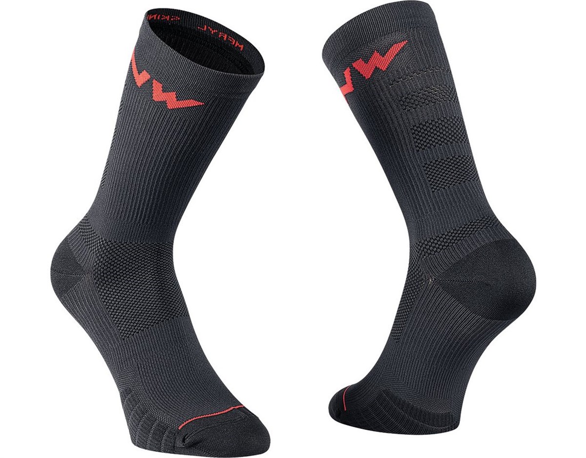 ÇorapNorthwave Corap Extreme Pro Siyah/Kırmızı