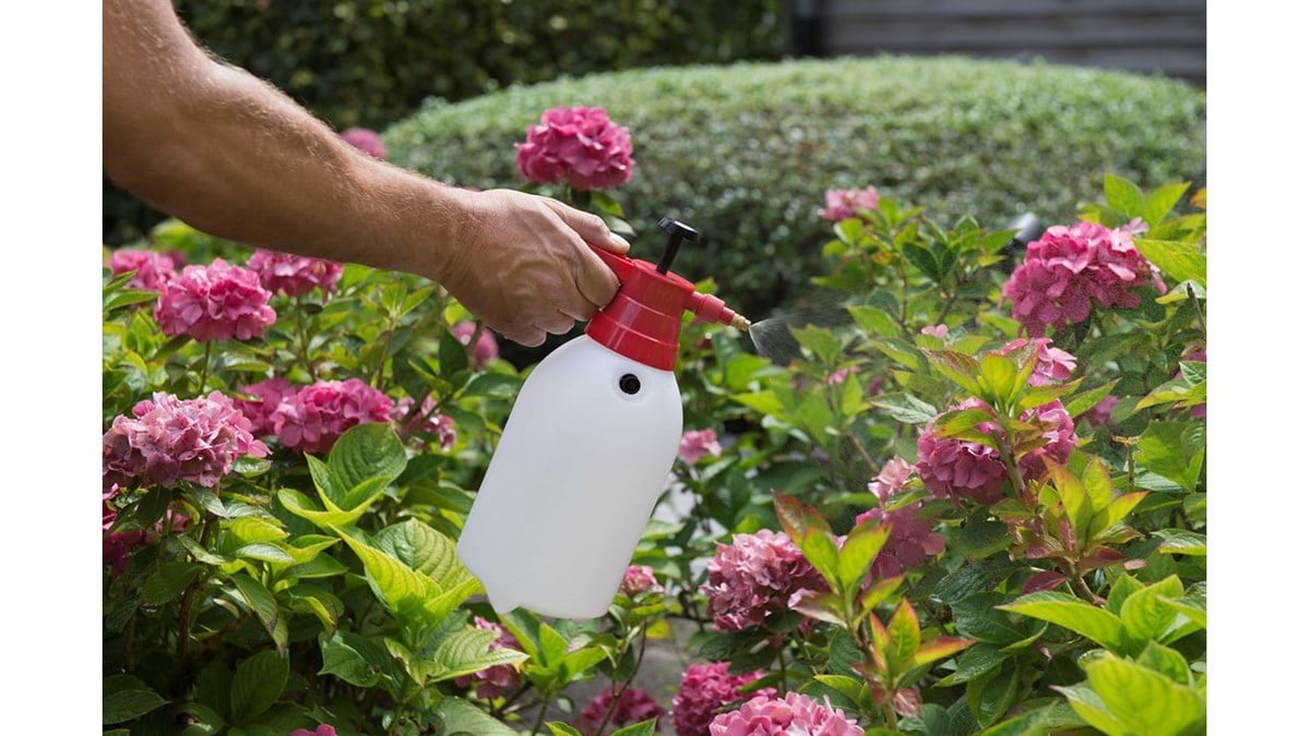 Bahçe İlaçlamaKreator Bomba Çiçek İlacı İçin 2 LT