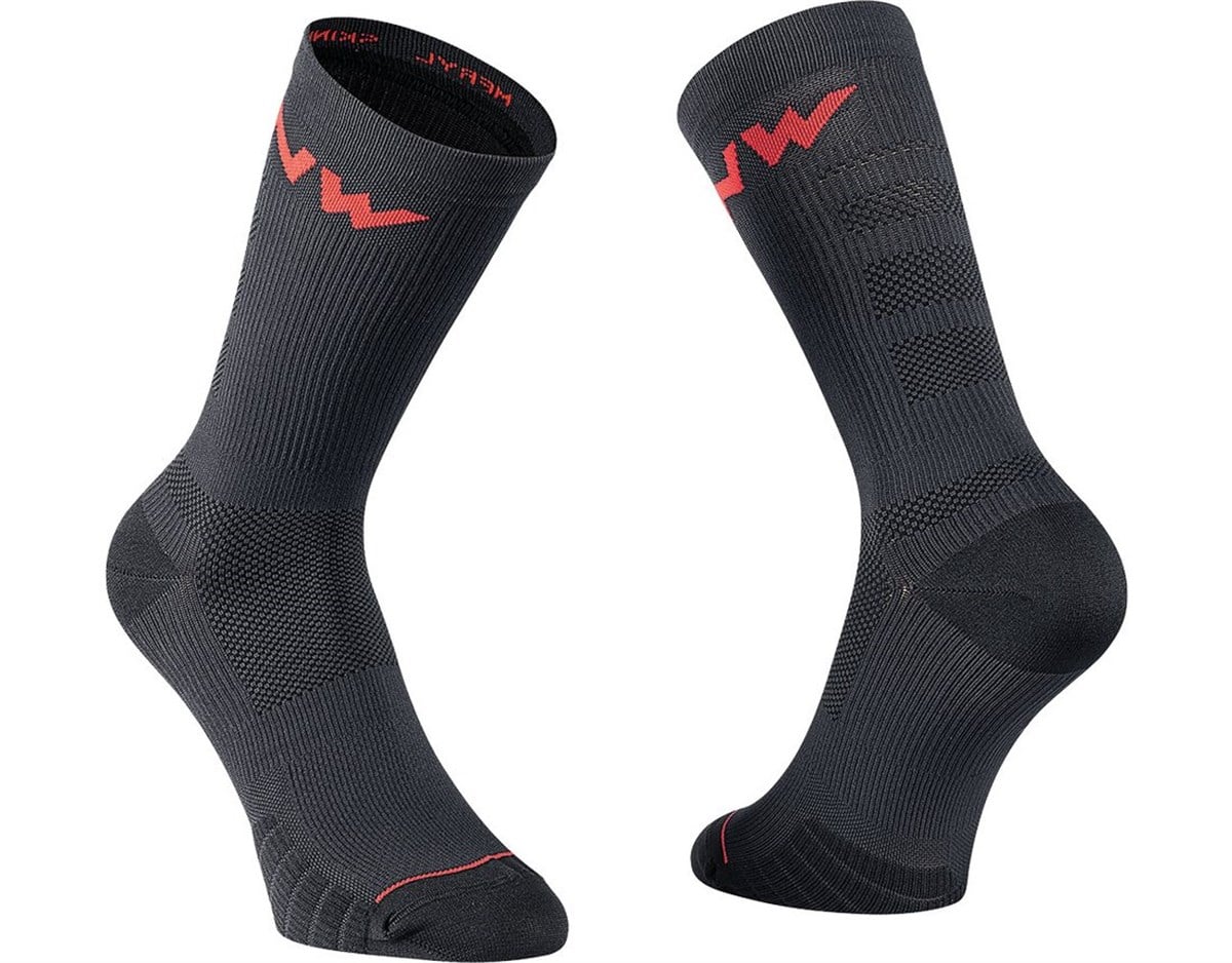 ÇorapNorthwave Corap Extreme Pro Siyah/Kırmızı