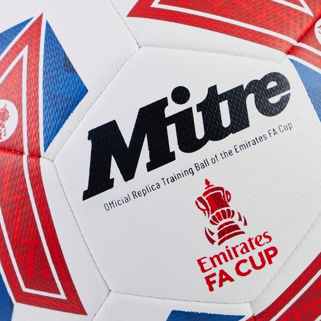 FutbolMitre Futbol Topu FA Cup Beden:5 Beyaz/Yeşil/Kırmızı