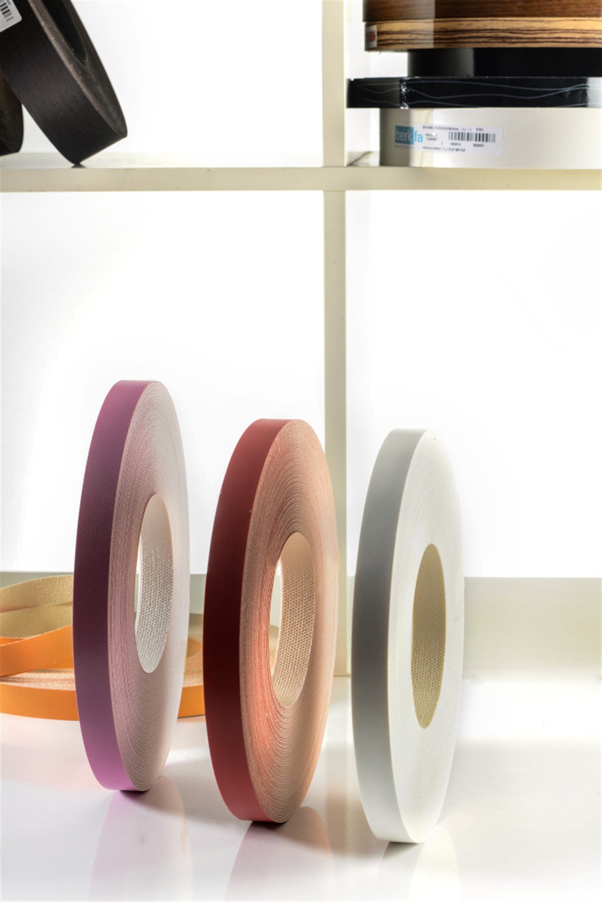 Kenar BantlarıBerkfa Melamin Band Yapışkanlı 22MMX50MT