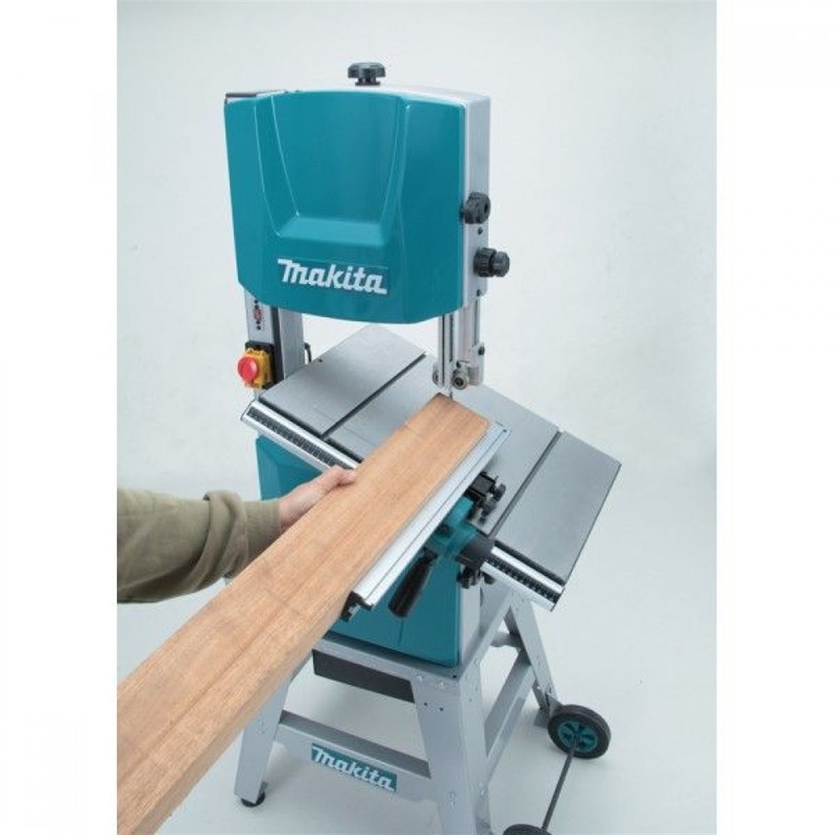 Şerit TestereMakita Şerit Testere 900W 165-305MM