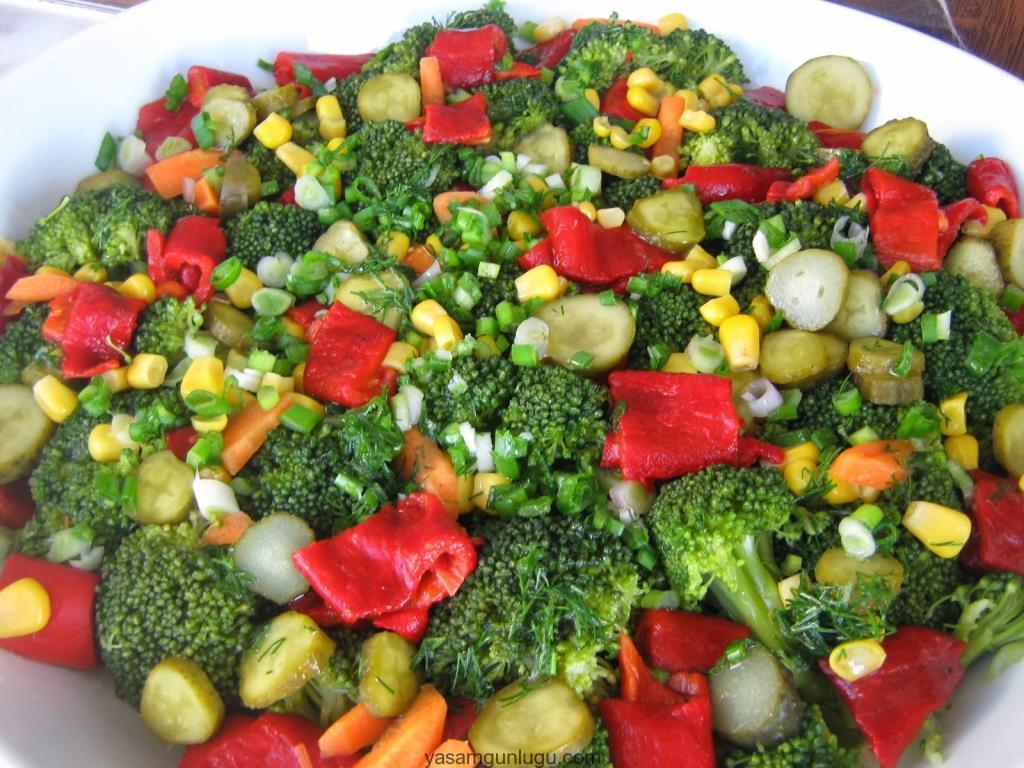 Brokoli Salatası El Yapımı Meze