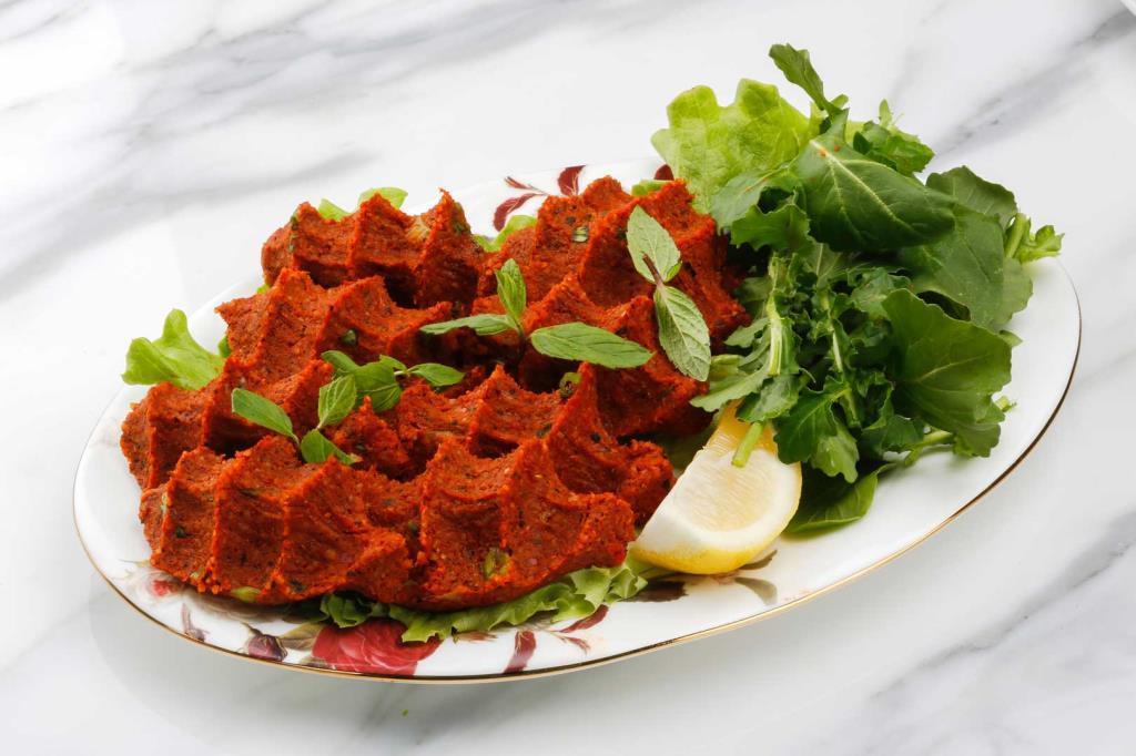 Çiğ Köfte (Etli) El Yapımı Meze