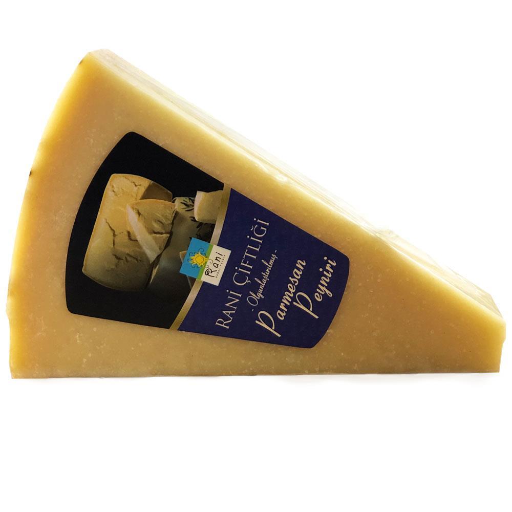 Parmesan Peyniri 210-250 g ℮